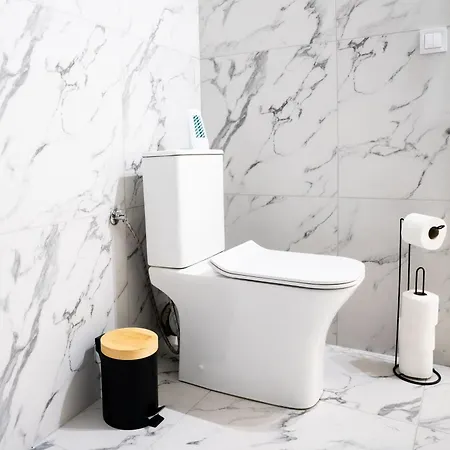 Luxapart V Beautiful Views With Breakfast Apartmán *